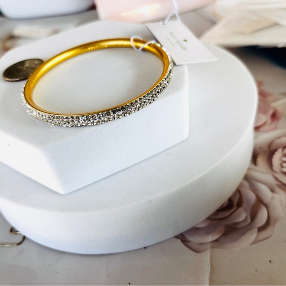 Kate Spade New York Razzle Dazzle Pave Clear Crystal Bangle Bracelet - Picture 9 of 9